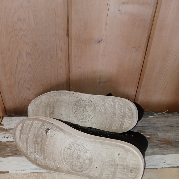 Vince Camuto Women's Black Sneaker 8M - Picture 10 of 10